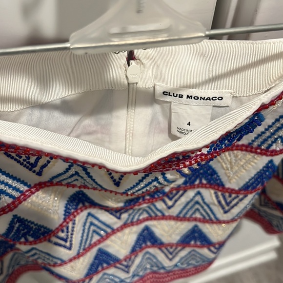 Club Monaco beaded miniskirt. - Picture 2 of 3